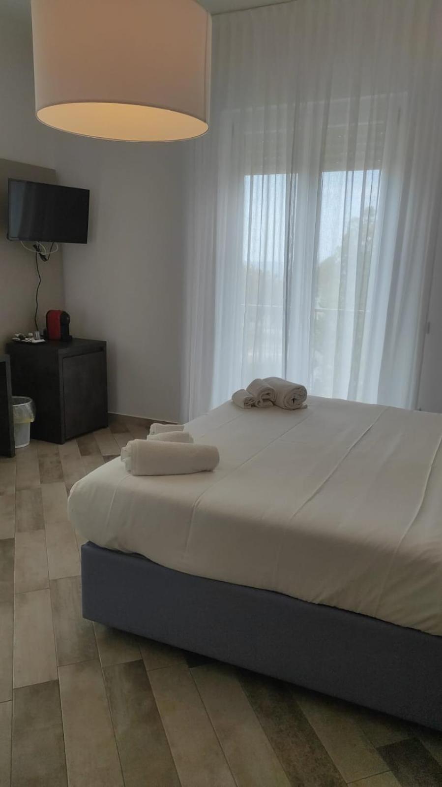 La Perla Del Tirreno Guest House Sapri Dış mekan fotoğraf