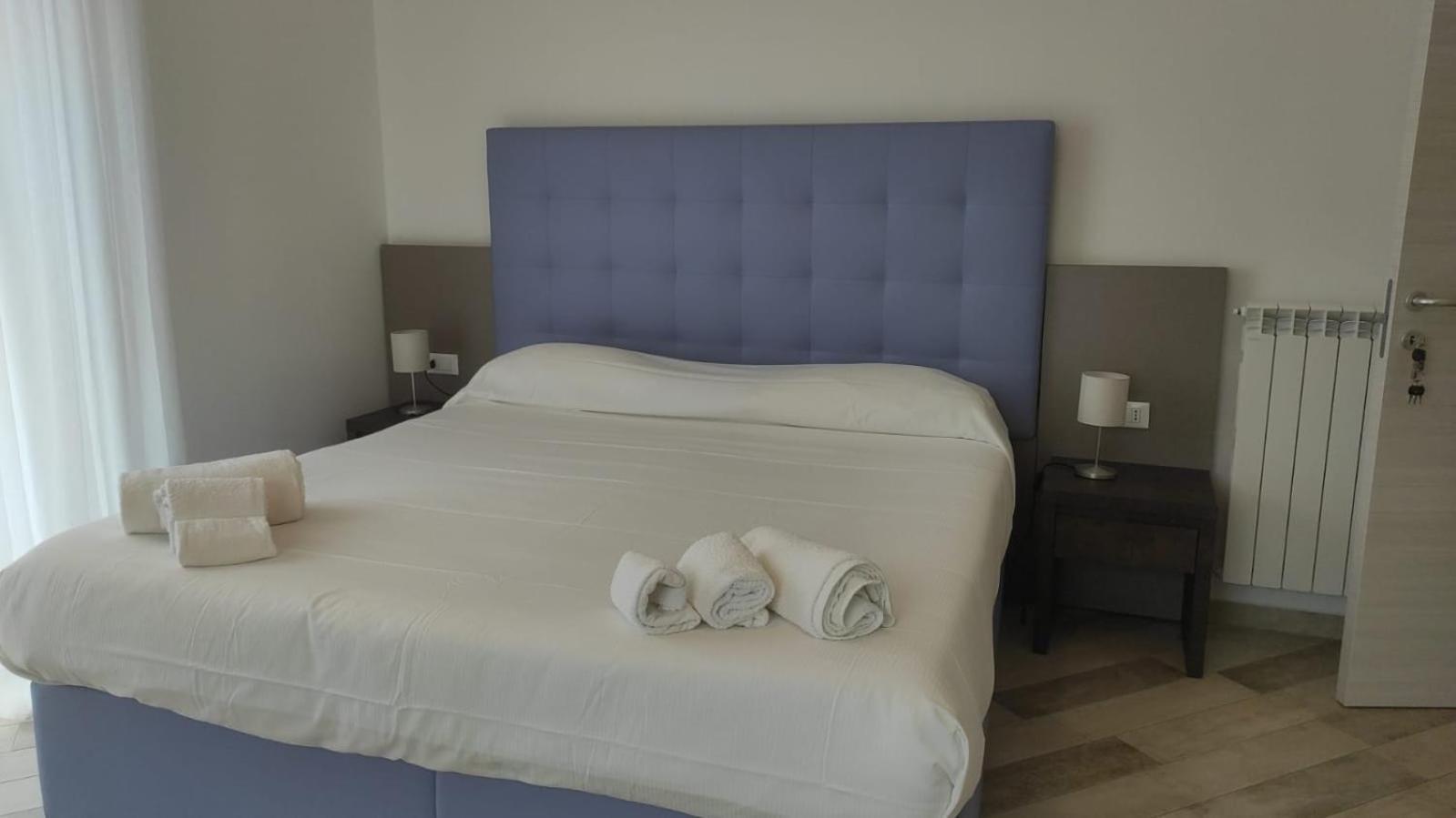 La Perla Del Tirreno Guest House Sapri Dış mekan fotoğraf